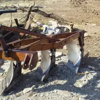 گاواهن. پنجه غازی  فارو نخود|ماشین‌آلات صنعتی|روانسر, |دیوار