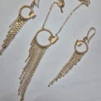 دوتا دستبند و یک نیم ست طلا