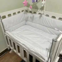 یک عدد تخت کودک در حد نو اصلا استفاده نشده