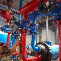 موتورخانه چیلر استخر سونا جکوزی ژنراتور برق صنعتی