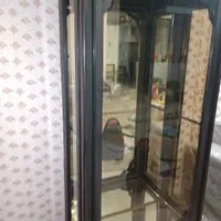 بوفه زیبا و جادار