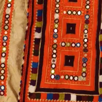 سرتوپ و روبر و جالر|لباس|سراوان, |دیوار