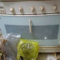 یک عدد گاز پنج شعله فردار سالم تمیز