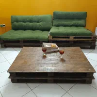 صندلی و میز پالتی