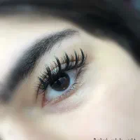 آف کاشت مژه بمناسبت روز زن