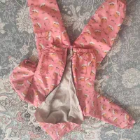 کاپشن|کفش و لباس بچه|رشت, خرسندی|دیوار