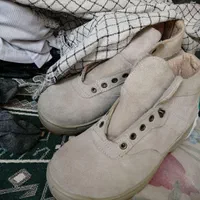 نیم بوت بهمن محافظ پنجه