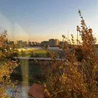 چند-مورد-سه-خواب-فروشی-بالای-ورزشگاه