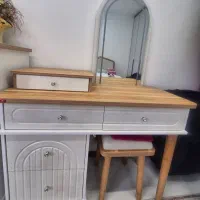 میز آرایش با صندلی