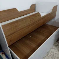 تخت نوجوان سایز بزرگ دوطبقه میزبان ومیهمان|تخت و سرویس خواب|مشهد, کوی سیدی|دیوار