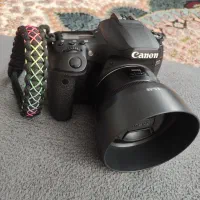 دوربین عکاسی canon 77d