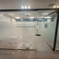 نصب و نصاب برچسب کابینت استیکر دودی دیوار و مات کن|خدمات پیشه و مهارت|مشهد, سرافرازان|دیوار