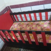 تخت خواب نوزاد