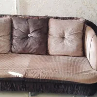 مبلمان راحتی ۷نفره همراه با میز وسط و ۴میزعسلی