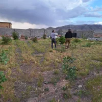 زمین ۵۰۷متری چهاردیواری درروستای دنج وبکرگمرگان|فروش زمین و ملک کلنگی|صفادشت, |دیوار