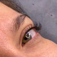 آموزش تخصصی اکستنشن مژه لیفت و لمینت مژه و ابرو