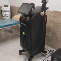 واگذاری لاین لیزر و فشیال در کلینیک زیبایی و پزشکی