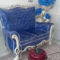 مبل نیمه سلطنتی همراه با کاور شیک و تمیز