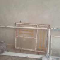 پنجره‌فروشی با چهارچوب‌