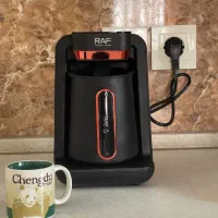 شیرینی خوری دارای جعبه مناسب هدیه