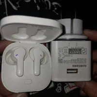 ایرپاد QCY همراه با شارژر Samsung