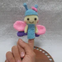 عروسک انگشتی بافتنی