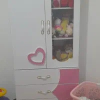 کمد کودک در حد نو بدون آسیب و خرابی