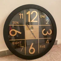 ساعت دیواری