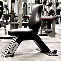 نیمکت سرشانه طراح خارجی