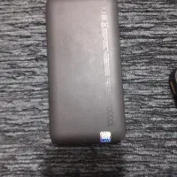 یک عدد پاور بانک. و یک اسپیکر با کیفیت اصلی