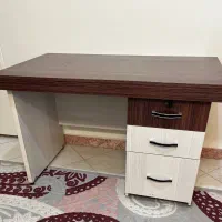 میز تحریر یا میز اداری