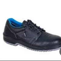 کفش کار مارک کلارسایز42