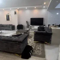 آپارتمان با حیاط اختصاصی/شرایطی