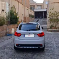 کوئیک R پلاس تمام فول مانیتور بزرگ و رینگ الومنیم|خودرو سواری و وانت|تبریز, |دیوار