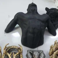 دیوارکوب نیم تنه رهایی|مجسمه، تندیس، ماکت|تهران, تهرانسر شرقی|دیوار