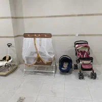 کالسکه وکمک مادر و کریر و گهواره
