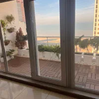 ساحلی و لاکچری چشم انداز دریا در حداستانبول ودبی