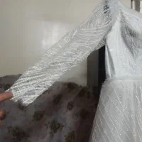 لباس عروس|لباس|رباطکریم, کیکاور|دیوار