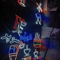 تابلو چشمک زن/ نئون