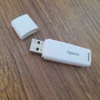 فلش ۱۶ گیگ نو|قطعات و لوازم جانبی رایانه|قزوین, |دیوار