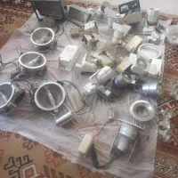 تعدادی لوازم روشنایی، شامل ترانس پرژکتور و...|لامپ و چراغ|تهران, فاطمی|دیوار