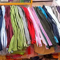 دنیای زیپ زیر قیمت بازار بیرجند|لوازم خیاطی و بافتنی|بیرجند, |دیوار