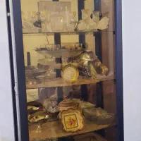 فروش فوری بوفه و میز و آینه چوبی|بوفه، ویترین، کنسول|رشت, کوی طالقانی|دیوار