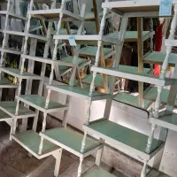 قفسه چوبی مغازه