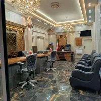 دونفر مشاور خانم جهت کار در دفتر املاک تخت طاووس