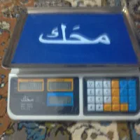 ترازو در حد نو