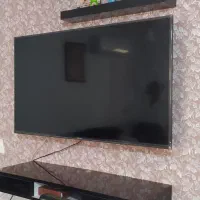 میز تلویزیون دیواری های گلاس۵۰اینچ