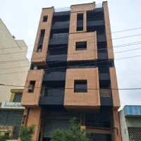 منزل-ویلایی-درب-از-حیاط-سی-متری-سینما-سعدی