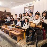آموزش موسیقی کودک و پیانو وتنبک به صورت آکادمیک