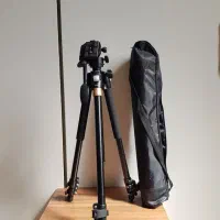 سه پایه دوربین beike